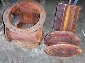 Corrosion damage of the stator and end covers of the vacuum pump Corrosion damage of the stator and end covers of the vacuum pump